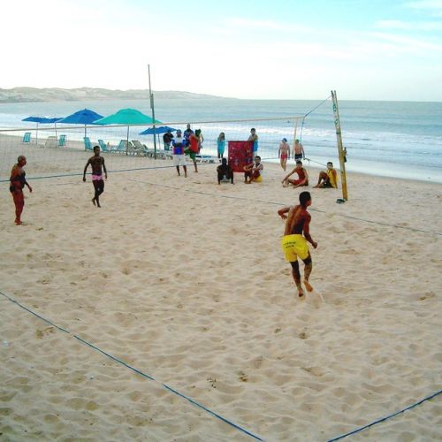 El footvolley: 5 cosas que debes saber sobre este sorprendente deporte de playa