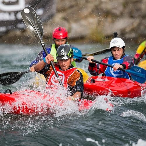 El kayak cross: 5 cosas que debes saber sobre esta disciplina espectacular