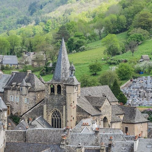 Estaing en Aveyron: 5 cosas que saber sobre este pintoresco pueblo