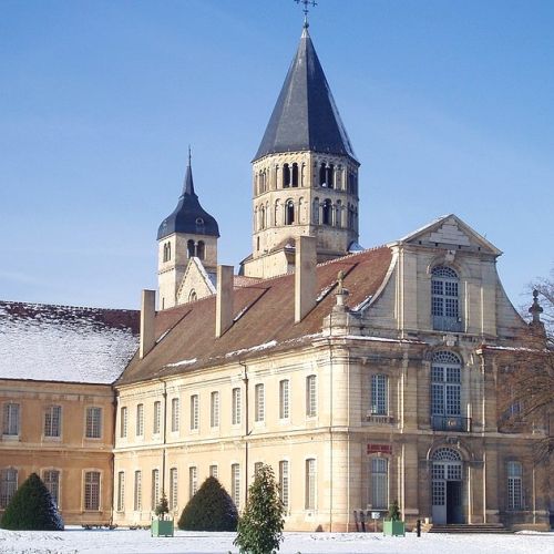 La abadía de Cluny en Borgoña: un lugar cargado de historia