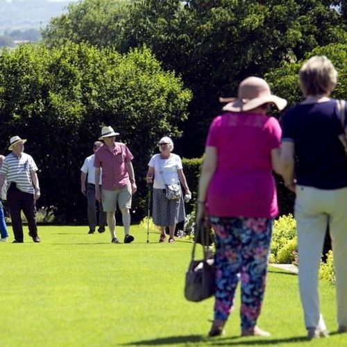 Residencia de ancianos en Corbeil-Essonnes: 5 cosas que hacer con una persona mayor